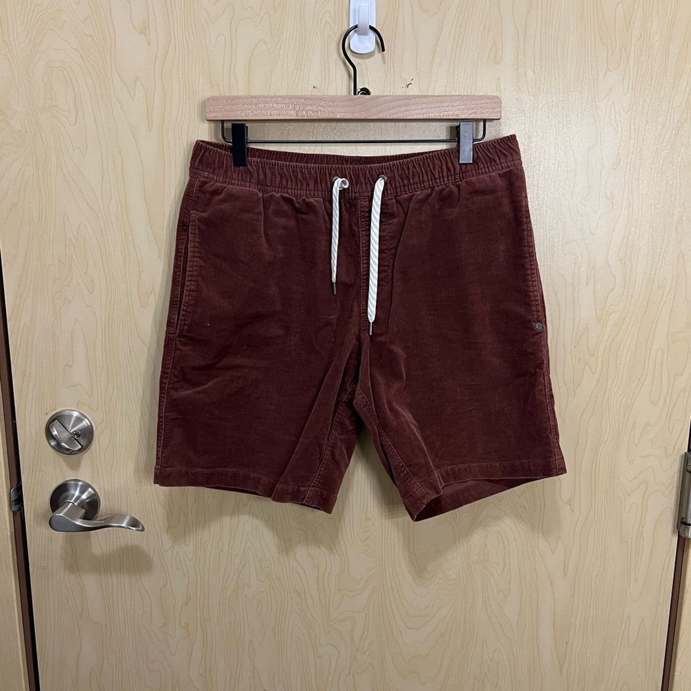 Vuori Optimist Corduroy Chestnut Brown Eggplant Burgundy Shorts